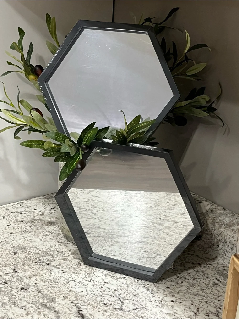 Hexagon Mirror Set (Black) 🪞🆕🪞